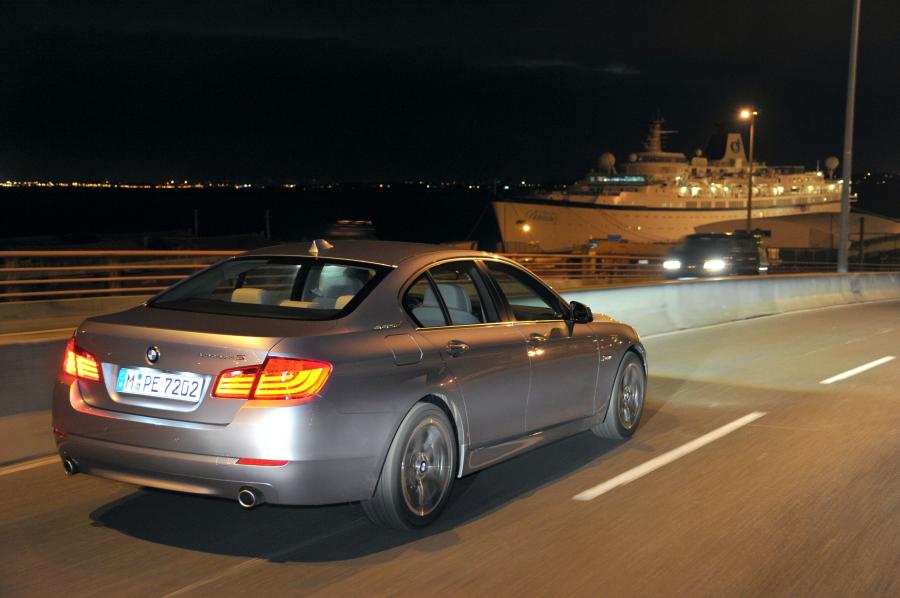  BMW ActiveHybrid 5 2012 года  (US) (фото 95 из 135)